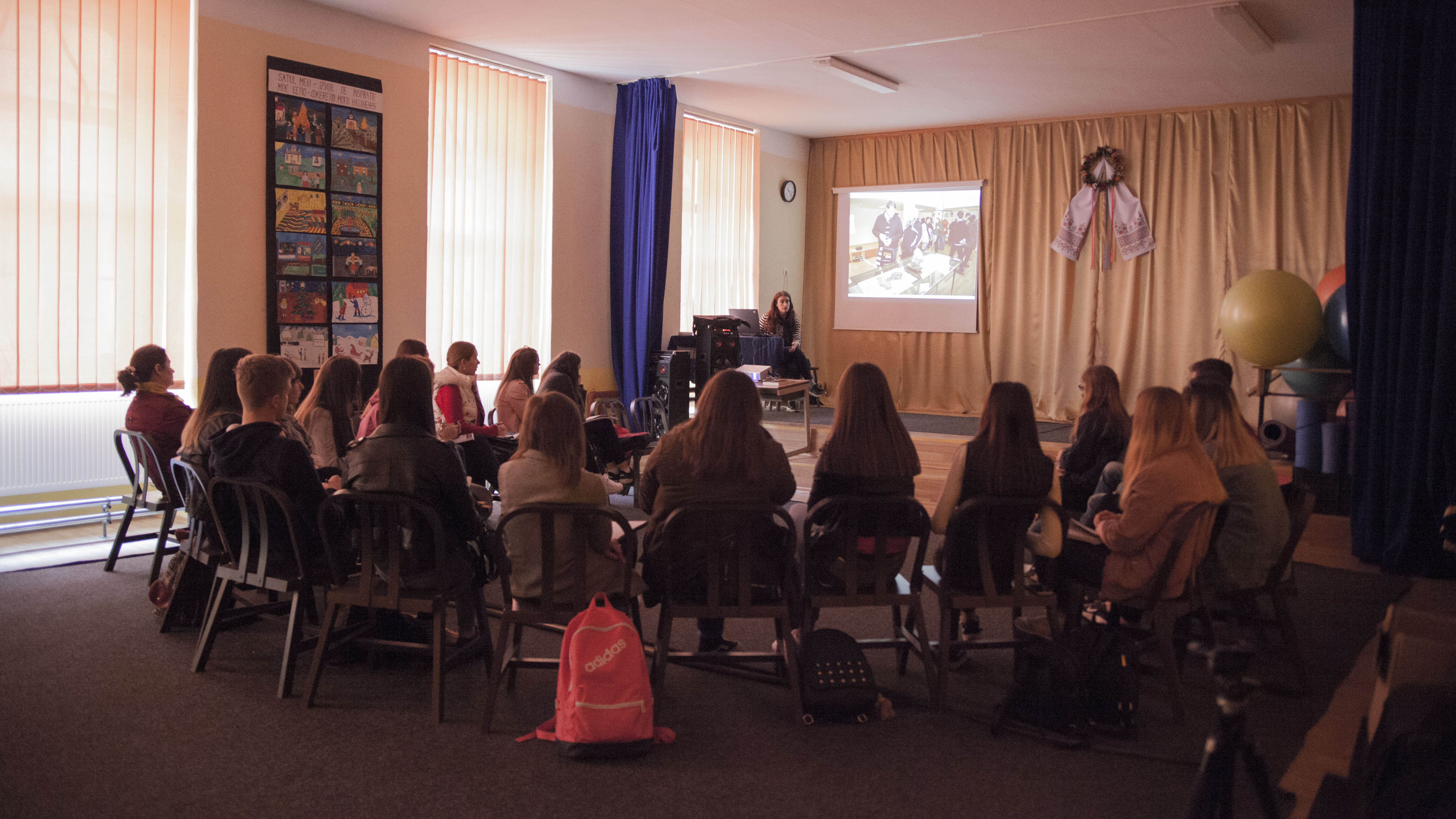 EDUCATIONAL ART WORKSHOPS